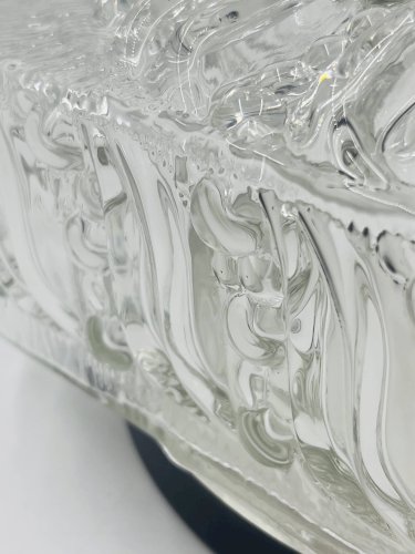 Plafonnier carré en verre moulé avec relief