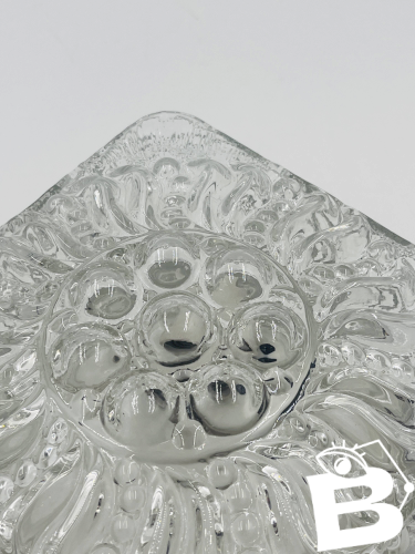 Plafonnier carré en verre moulé avec relief