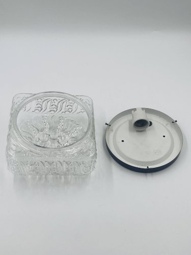 Plafonnier carré en verre moulé avec relief