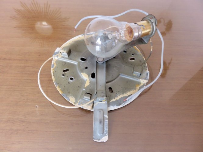 PLAFONNIER EN VERRE ANNEES 50 60 VINTAGE