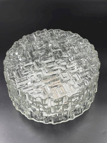 Plafonnier en verre moulé avec relief