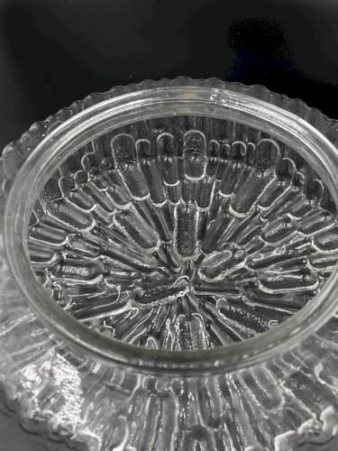 Plafonnier en verre moulé Massive