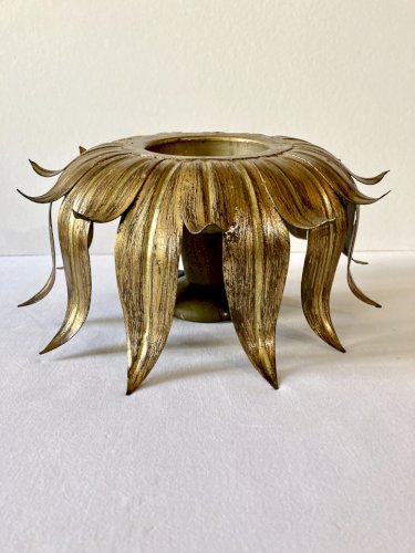 Plafonnier, Hans Kögl, modèle tournesol en métal doré, années 1950