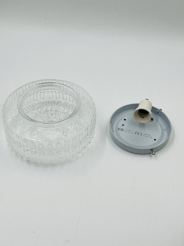 Plafonnier moderniste en verre moulé - Massive