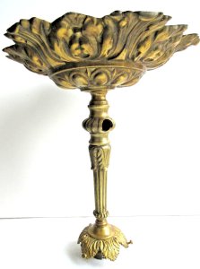 Napoleon III ceiling light, repoussé gilt brass bonnet, for globe.