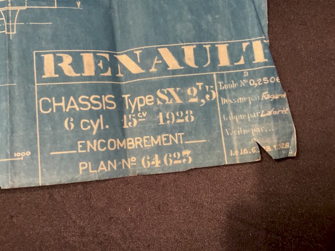 Plan Automobile RENAULT 1926 10cv 4 cylindres encombrant dessine par larivier