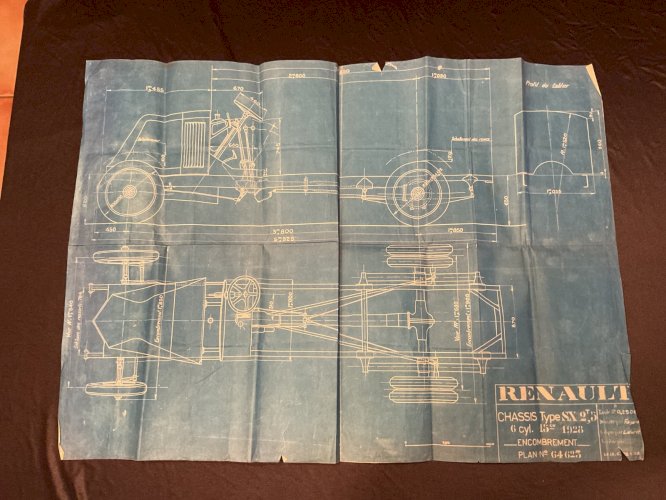 Plan Automobile RENAULT 1926 10cv 4 cylindres encombrant dessine par larivier