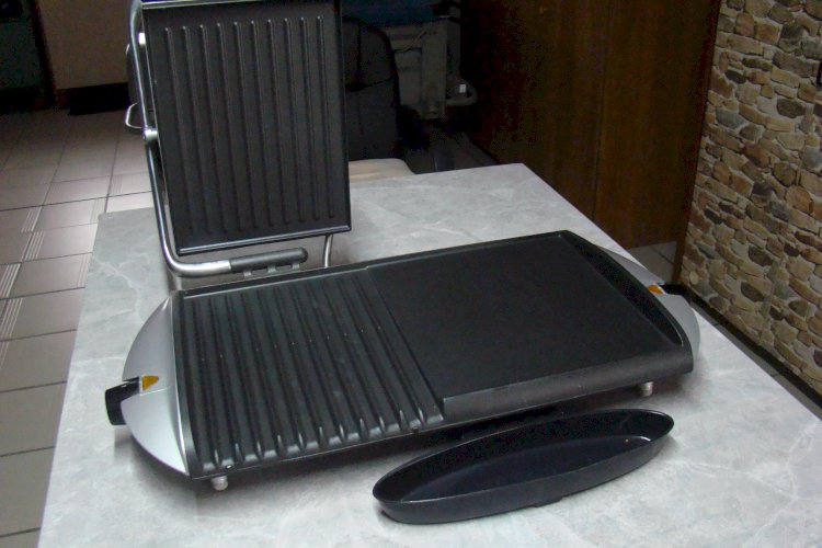 PLANCHA  de table