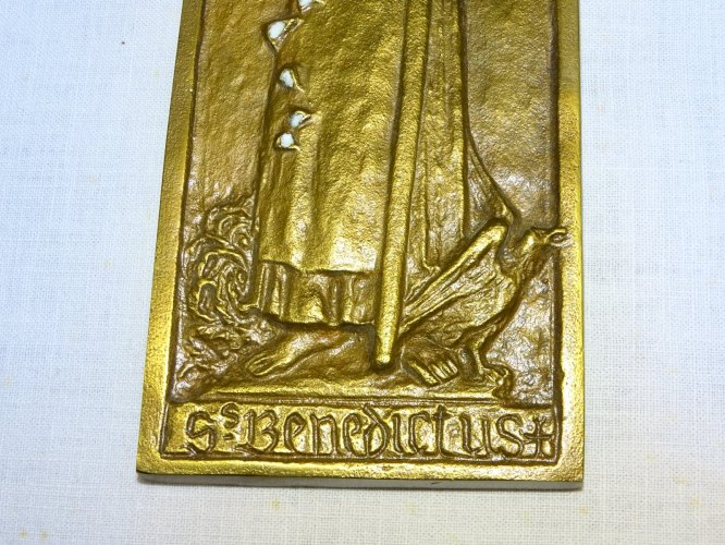 -PLAQUE BRONZE MURAL DOMINIQUE PIECHAUD SAINT BENEDICTUS Inspiration Médiévale