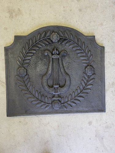 PLAQUE DE CHEMINEE ANCIENNE DECOR LYRE N6