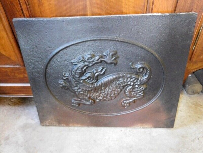 PLAQUE DE CHEMINEE DRAGON