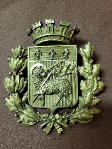PLAQUE D"ORNEMENT DOREE ARMOIRIE DE LA VILLE DE ROUEN NORMANDIE