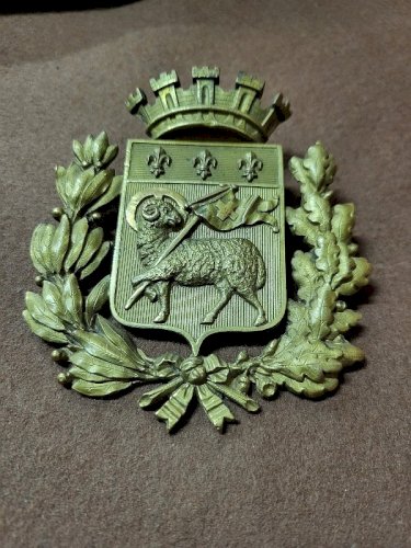 PLAQUE D"ORNEMENT DOREE ARMOIRIE DE LA VILLE DE ROUEN NORMANDIE