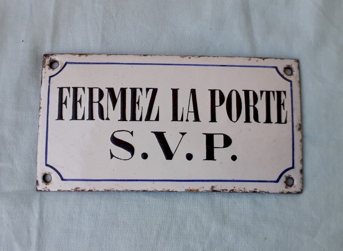 Plaque émaillée