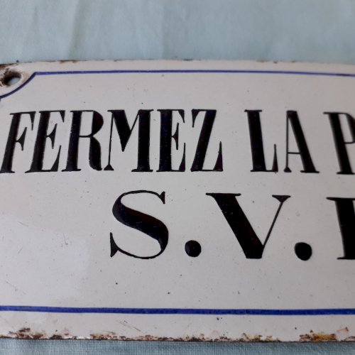Plaque émaillée