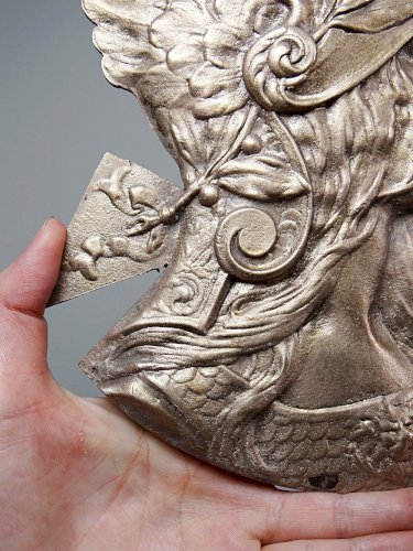 Plaque en bronze doré ancien profil de Marianne Art Nouveau