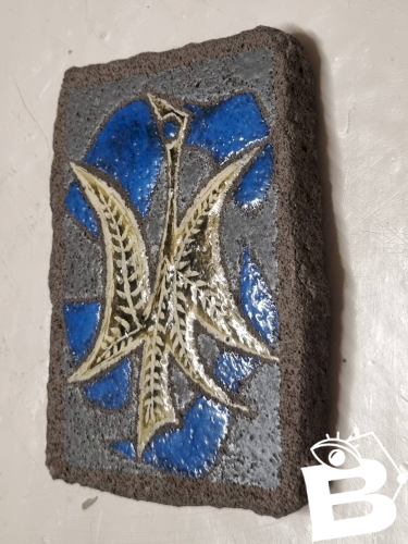 Plaque en pierre de lave émaillée - Jean Jaffeux.