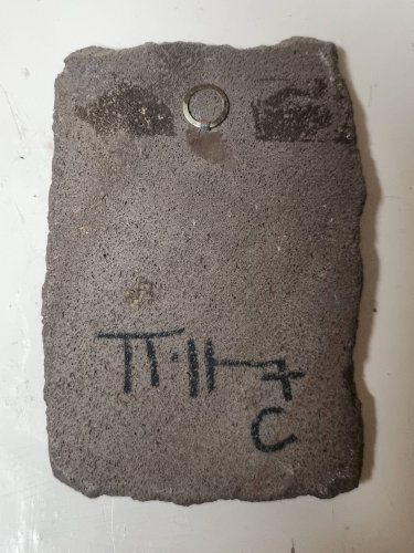 Plaque en pierre de lave émaillée - Jean Jaffeux.