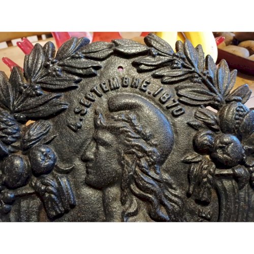 Plaque Fonte 4 Septembre 1870 République Française