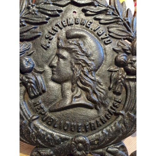 Plaque Fonte 4 Septembre 1870 République Française