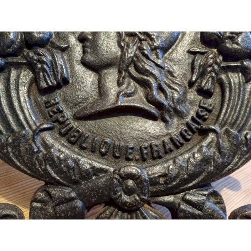 Plaque Fonte 4 Septembre 1870 République Française