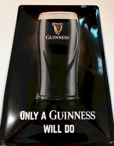 Plaque métal GUINNESS verre  30 x 20 cm