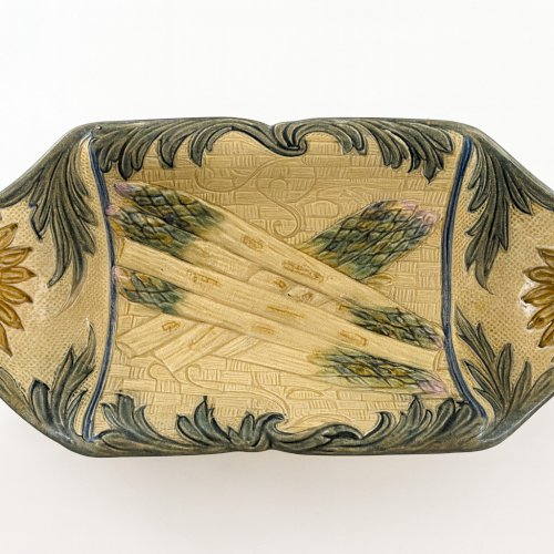 Plat à asperges ancien en barbotine – Wasmuël, Belgique – vers 1880