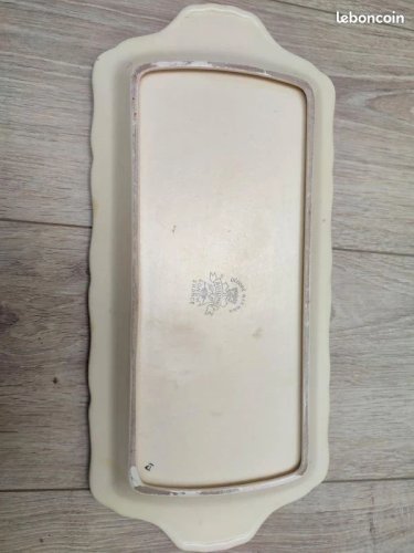 Plat à gateau modele Automne signé Longwy en bon etat