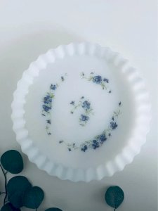 Plat à Tarte Vintage Arcopal 26 cm - Décor Violettes