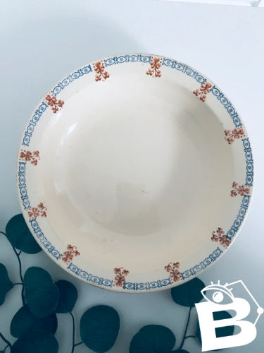 Plat ancien Saint Amand