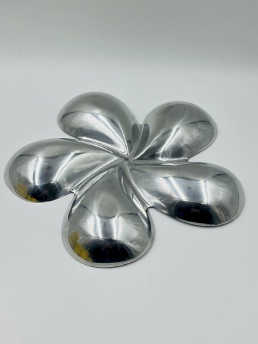 Plat apéritif vintage aluminium massif émaillé Fleur 39cm