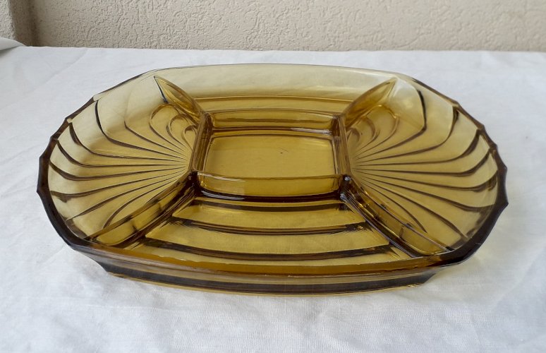 Plat Art Déco
