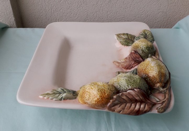 Plat barbotine citrons