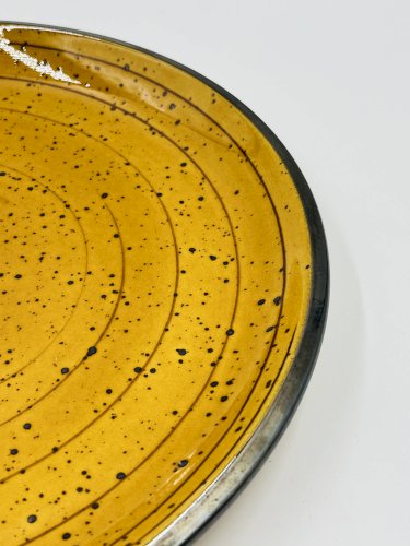 Plat Boch La Louvière Palma jaune moucheté vintage