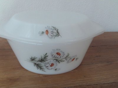  MARGUERITE FLOWER OVEN COCOTTE DISH ARCOPAL 5665