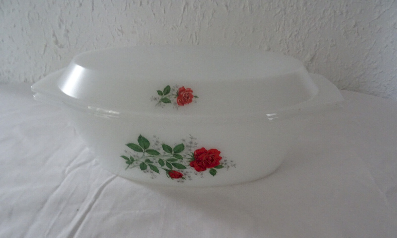 Cocotte Arcopal Vintage à Motif Floral - Ustensile De Cuisine Rétro, état D'usage
