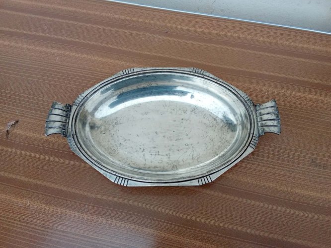 Plat creux à deux anses art déco. Vers 1930