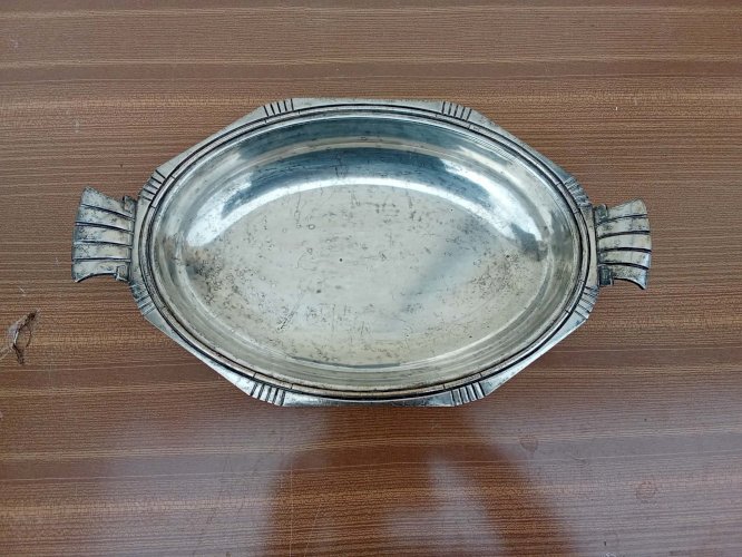 Plat creux à deux anses art déco. Vers 1930