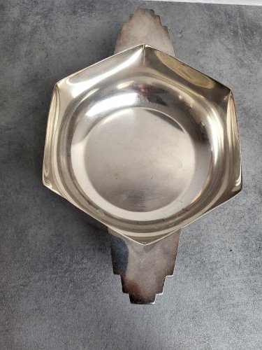 PLAT CREUX A OREILLES EN METAL ARGENTE N°5
