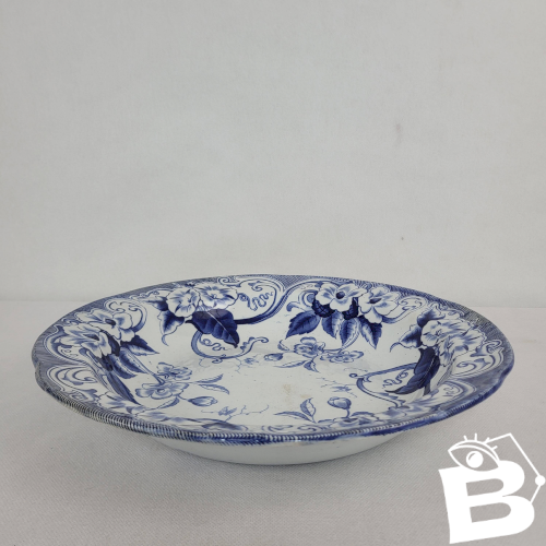 Plat creux rond Creil & Montereau Flora Plat creux rond en faïence de Creil