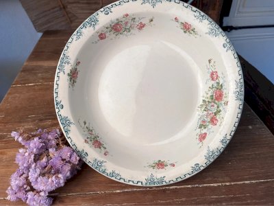 Plat creux Saint-Amand et Hamage modèle Rosita