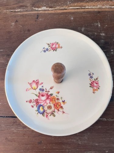 Plat de présentation en Gien