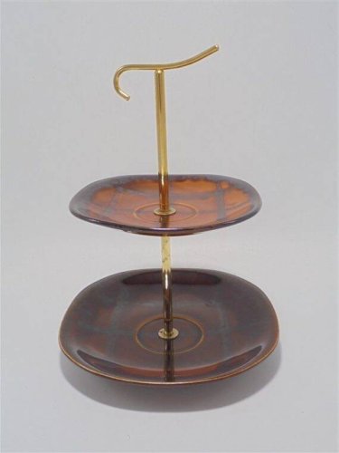 Plat de service à étage