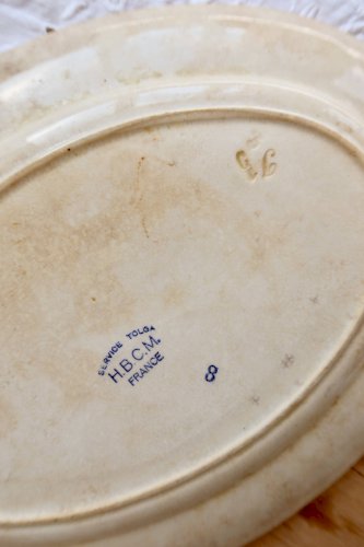 Plat de service ovale ancien terre de fer Creil & Montereau - Modèle Tolga