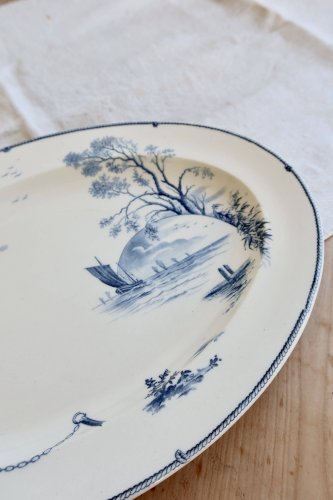 Plat de service ovale antique Gien modèle Marines