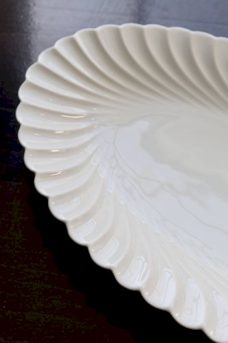 Plat de service ovale vintage porcelaine blanche torsadée Limoges Haviland