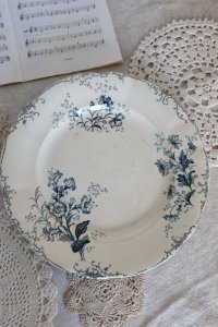 Antique round serving dish – Blue floral pattern - Weigelia model by Boch F