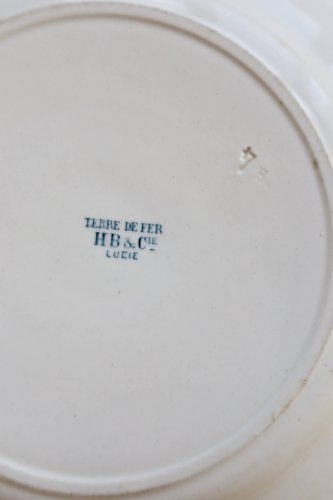 Plat de service rond ancien terre de fer Choisy le Roi HB&Cie modèle Lucie