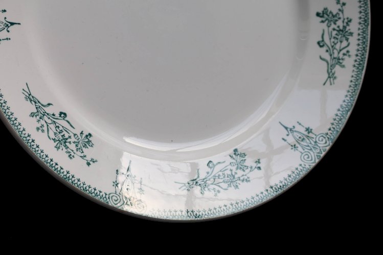 Plat de service rond ancien terre de fer Saint Amand - XIXème - Motif vert