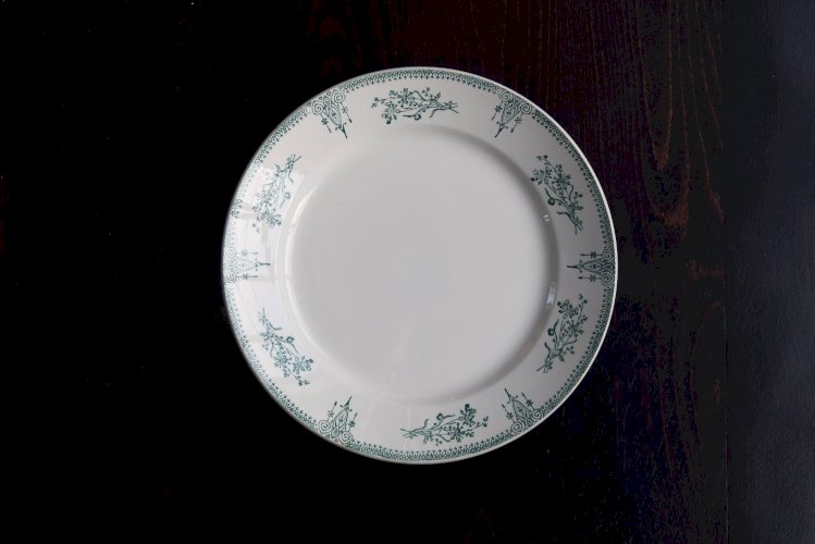 Plat de service rond ancien terre de fer Saint Amand - XIXème - Motif vert